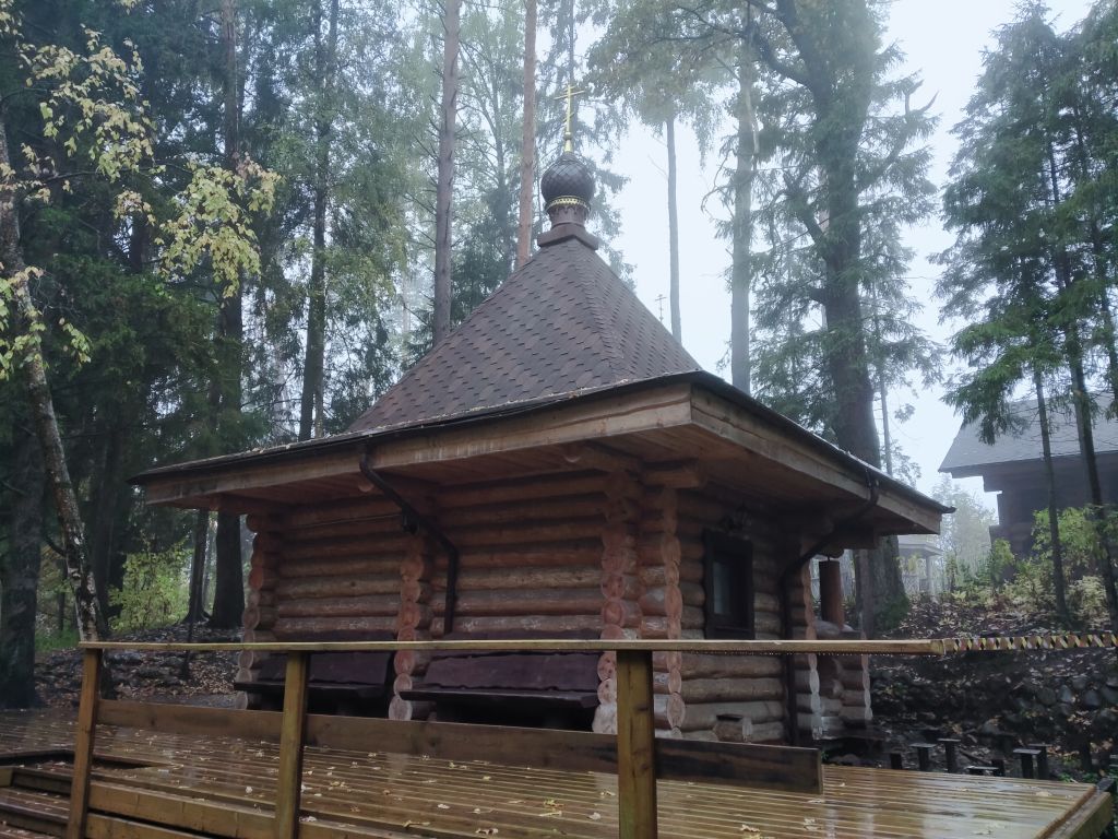 Часовня Петра и Павла, Троицкое (Мытищинский городской округ и гг. Долгопрудный, Лобня, Московская область). дополнительная информация, Купели