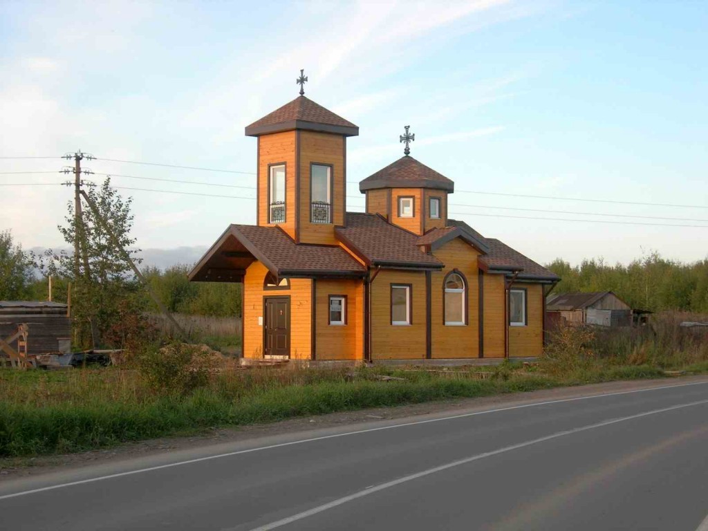 Ирдоматка. Церковь Спиридона Тримифунтского. фасады