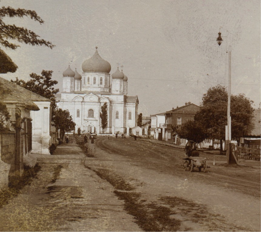 Собор Троицы Живоначальной, Богучар (Богучарский район, Воронежская область). архивная фотография, Почтовая фотооткрытка 1900-х годов