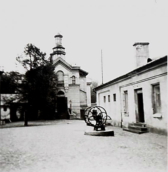 Домовая церковь Георгия Победоносца, Калиш (Великопольское воеводство, Польша). архивная фотография, Источник: http://www.kalisz.pl/pl/system/files/wlasne/users/Pomoc/2013/03/cerkiew_garnizonowa1.jpg