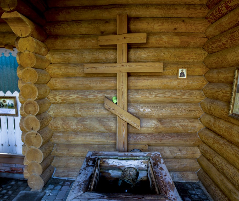 Нижегородский район. Часовня Иоасафа Печерского. интерьер и убранство, Источник преподобного схимонаха Иоасафа Верхнепечерского