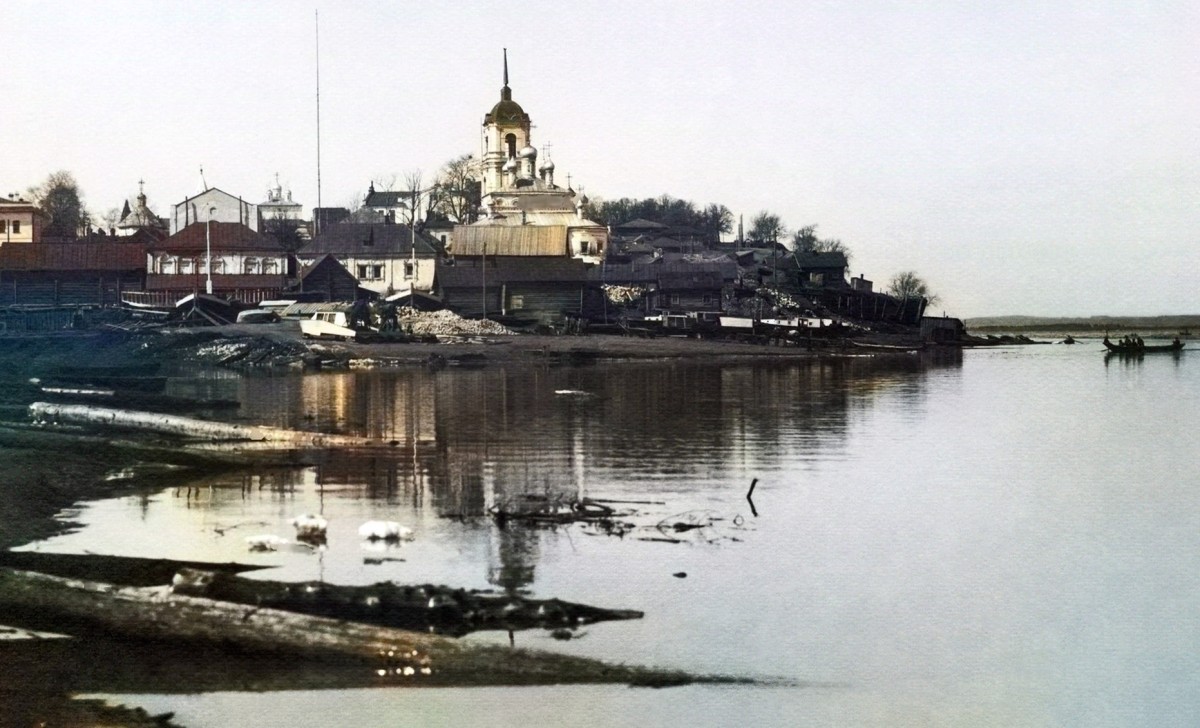 Чебоксары. Церковь Вознесения Господня. архивная фотография, Фото с видом от Волги. Фотография нач. ХХ века.