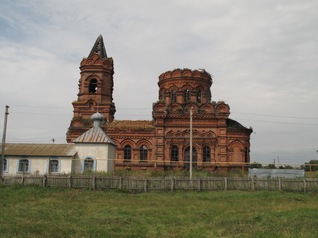 Церковь Николая Чудотворца (старая), Кутьино (Новобурасский район, Саратовская область). фасады