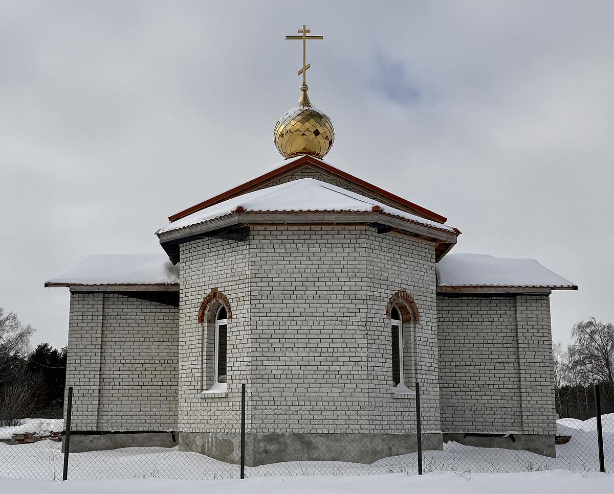 Вид с востока, фасады. Церковь Василия Великого (строящаяся), Следюки (Быховский район, Беларусь, Могилёвская область)
