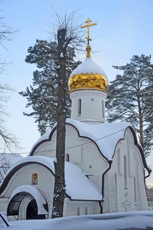 Заречье. Церковь Тихона, Патриарха Всероссийского. фасады