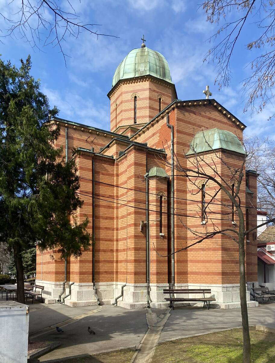 Церковь Николая Чудотворца на Новом кладбище, Белград (Белград, округ, Сербия). фасады, Вид с юго-востока