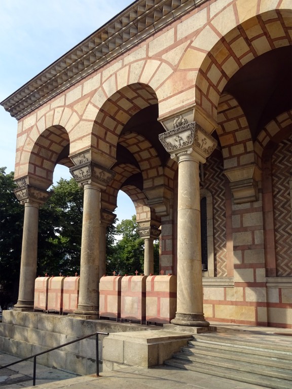 Церковь Марка Евангелиста (новая), Белград (Белград, округ, Сербия). архитектурные детали
