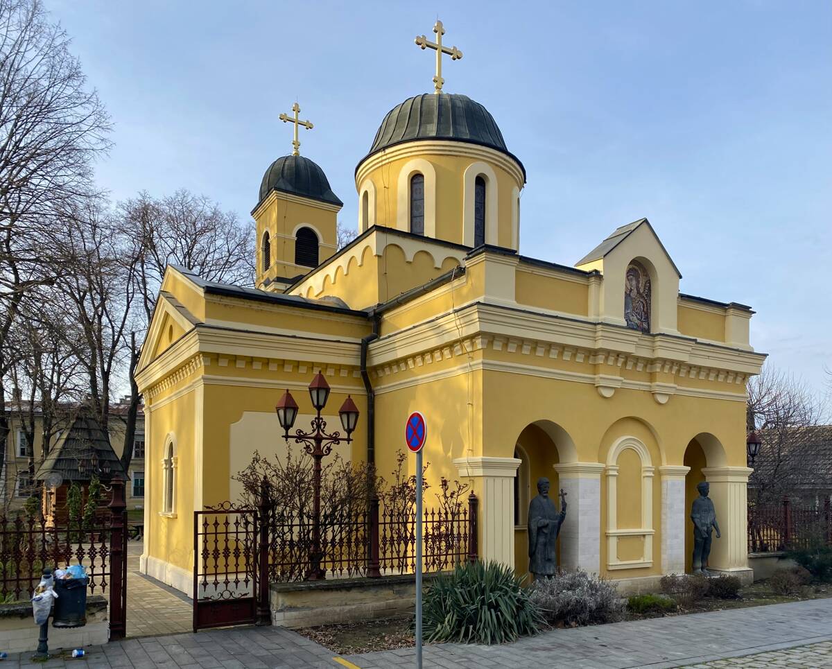 Церковь Павла апостола, Петроварадин (АК Воеводина, Южно-Бачский округ, Сербия). фасады, Вид с юга