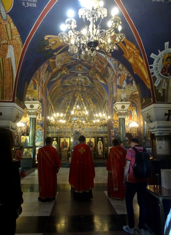 Церковь Саввы Сербского, Белград (Белград, округ, Сербия). интерьер и убранство