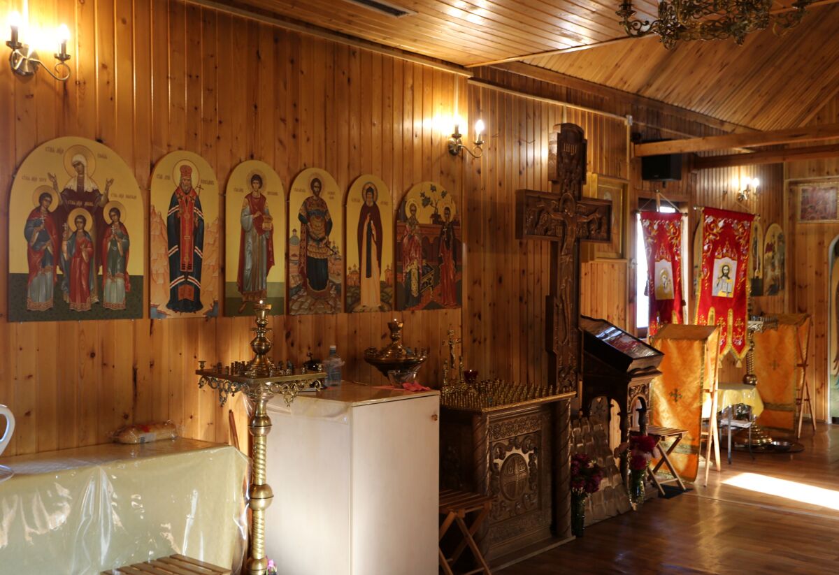Церковь Спиридона Тримифунтского, Некрасовский (Дмитровский городской округ, Московская область). интерьер и убранство