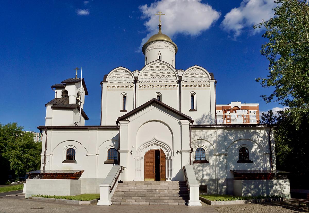 фасады. Церковь Успения Пресвятой Богородицы в Матвеевском, Очаково-Матвеевское (Западный административный округ (ЗАО), г. Москва)