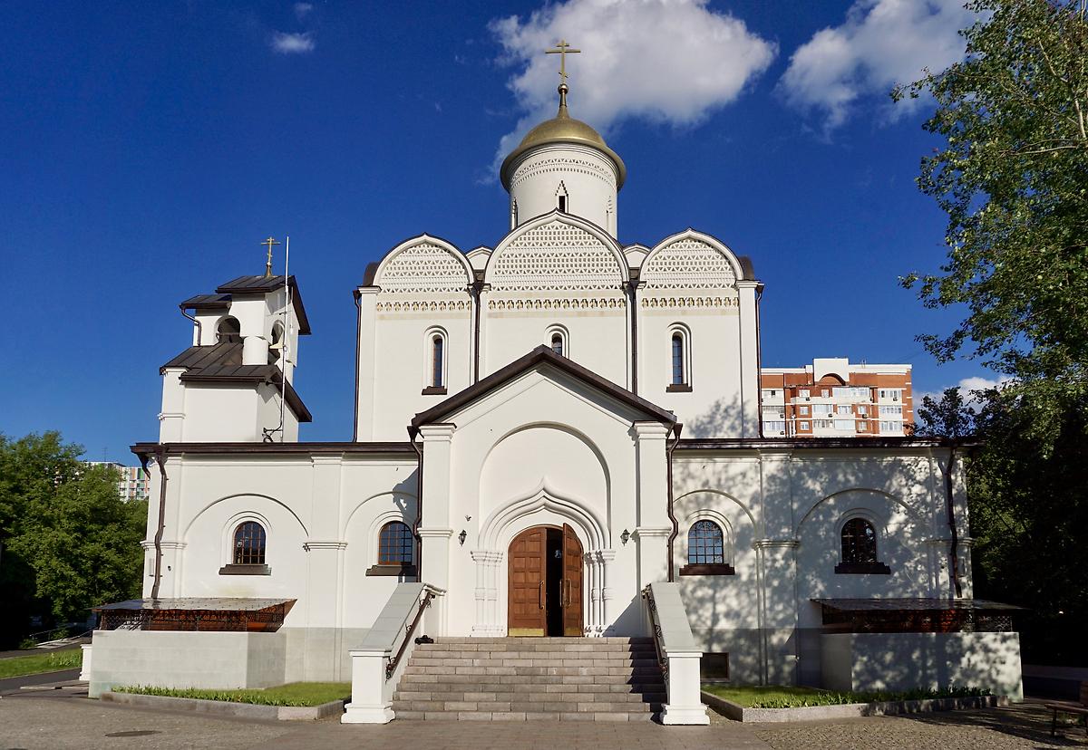 фасады. Церковь Успения Пресвятой Богородицы в Матвеевском, Очаково-Матвеевское (Западный административный округ (ЗАО), г. Москва)