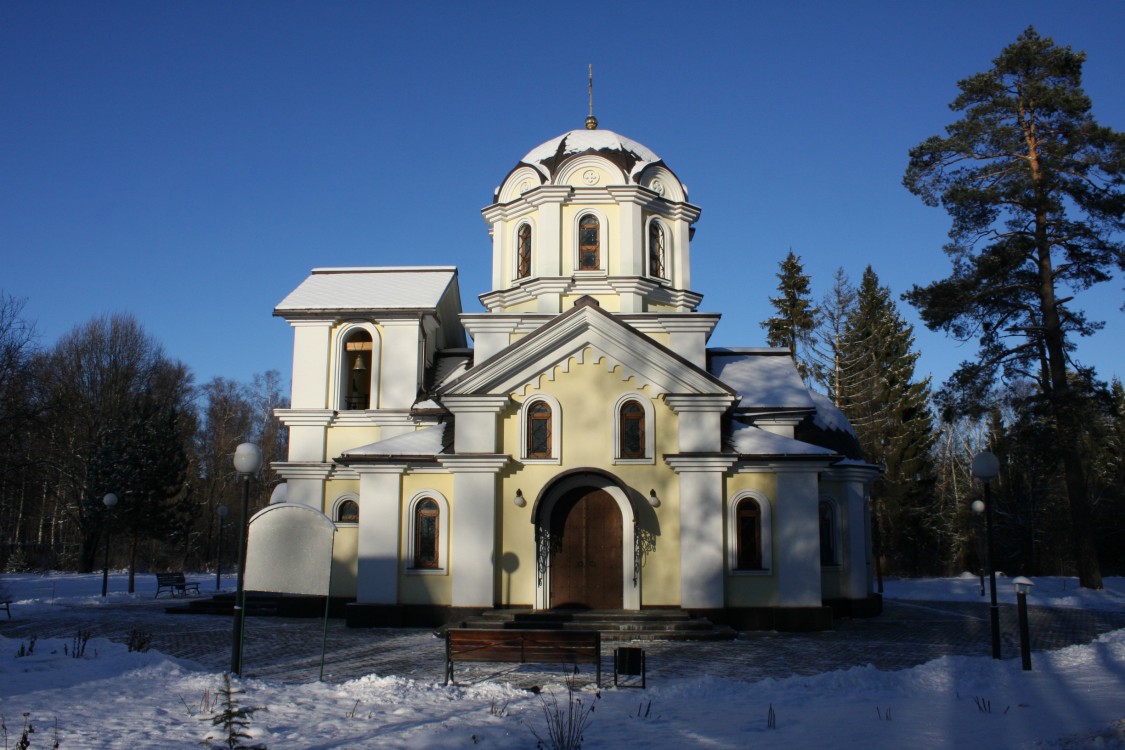 Церковь Луки (Войно-Ясенецкого) при Госпитале ветеранов войн, Жилино (Солнечногорский городской округ, Московская область). фасады