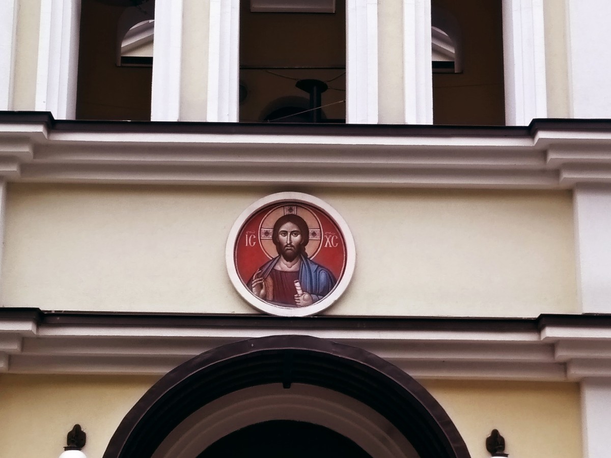 Церковь Луки (Войно-Ясенецкого) при Госпитале ветеранов войн, Жилино (Солнечногорский городской округ, Московская область). архитектурные детали, Иисус Христос
