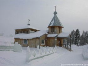 Губкинский. Церковь Николая Чудотворца (старая)