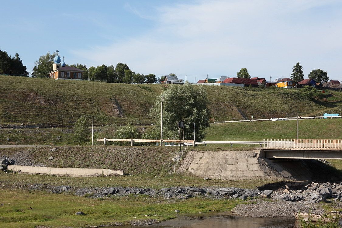 Церковь Вениамина, Митрополита Петроградского, Узян (Белорецкий район, Республика Башкортостан). фасады, Римейк на старинное фото старой узянской церкви sobory.ru/photo/350924