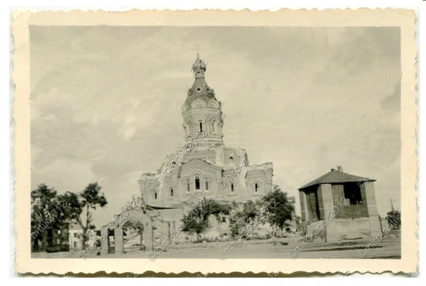 Моздок. Собор Успения Пресвятой Богородицы. архивная фотография, Фото 1941 г. с аукциона e-bay.de