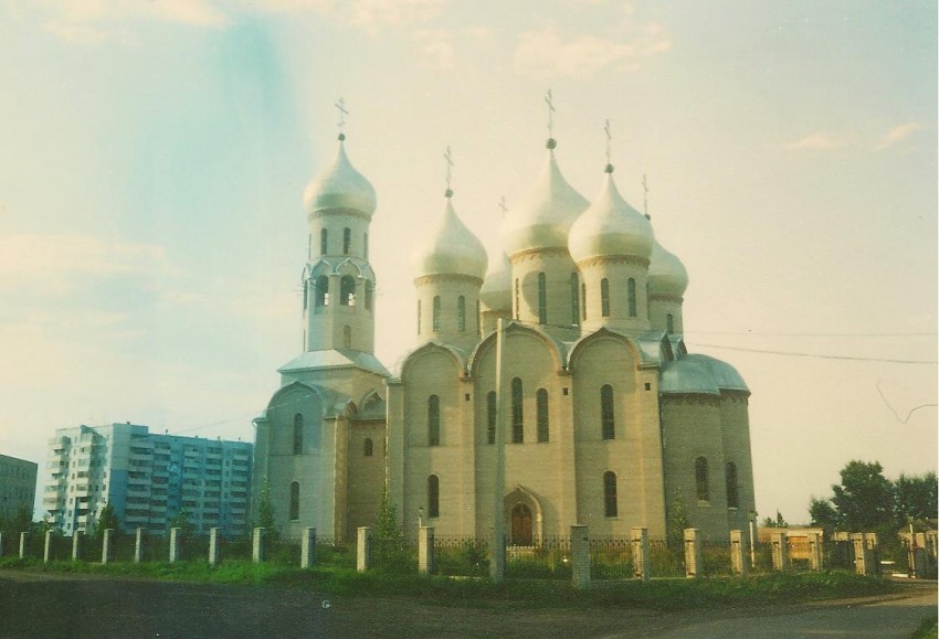 Шарыпово. Собор Троицы Живоначальной. фасады
