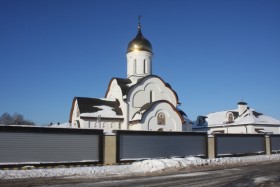 Москва. Церковь Воздвижения Креста Господня в Крёкшине