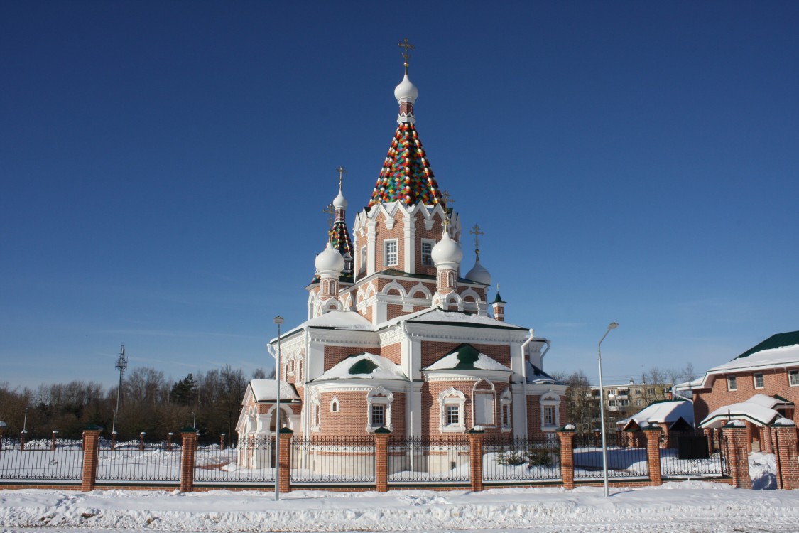 Дмитров. Церковь Спаса Всемилостивого. фасады