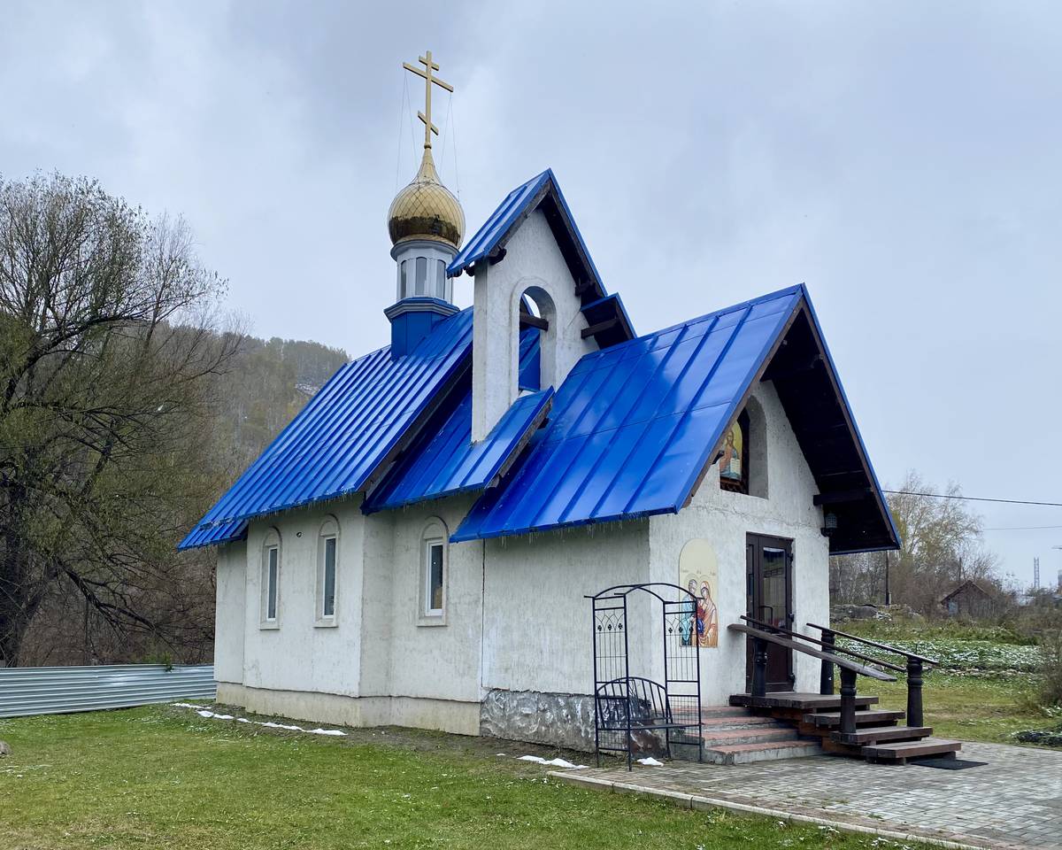Вид с севера, фасады. Церковь Иоакима и Анны, Майма (Майминский район, Республика Алтай)