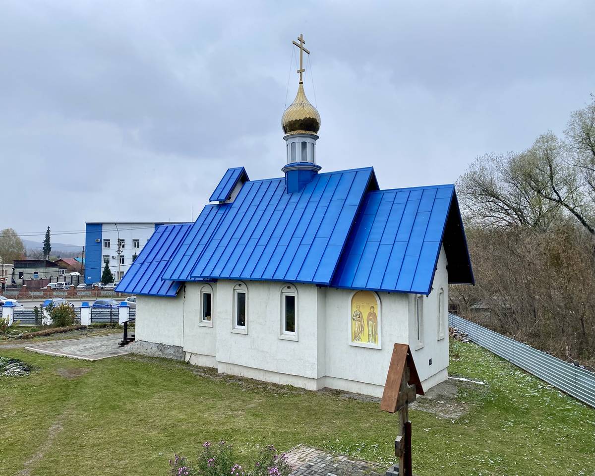 Вид со звонницы, фасады. Церковь Иоакима и Анны, Майма (Майминский район, Республика Алтай)