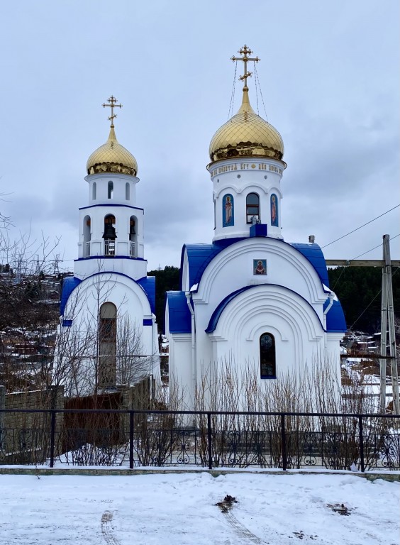 Церковь Покрова Пресвятой Богородицы, Усть-Мана (Дивногорск, город, Красноярский край). архитектурные детали, Вместе со звонницей 