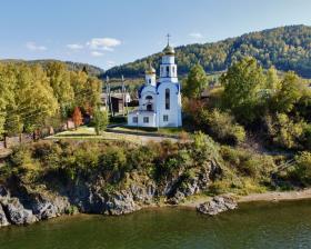 Усть-Мана. Церковь Покрова Пресвятой Богородицы