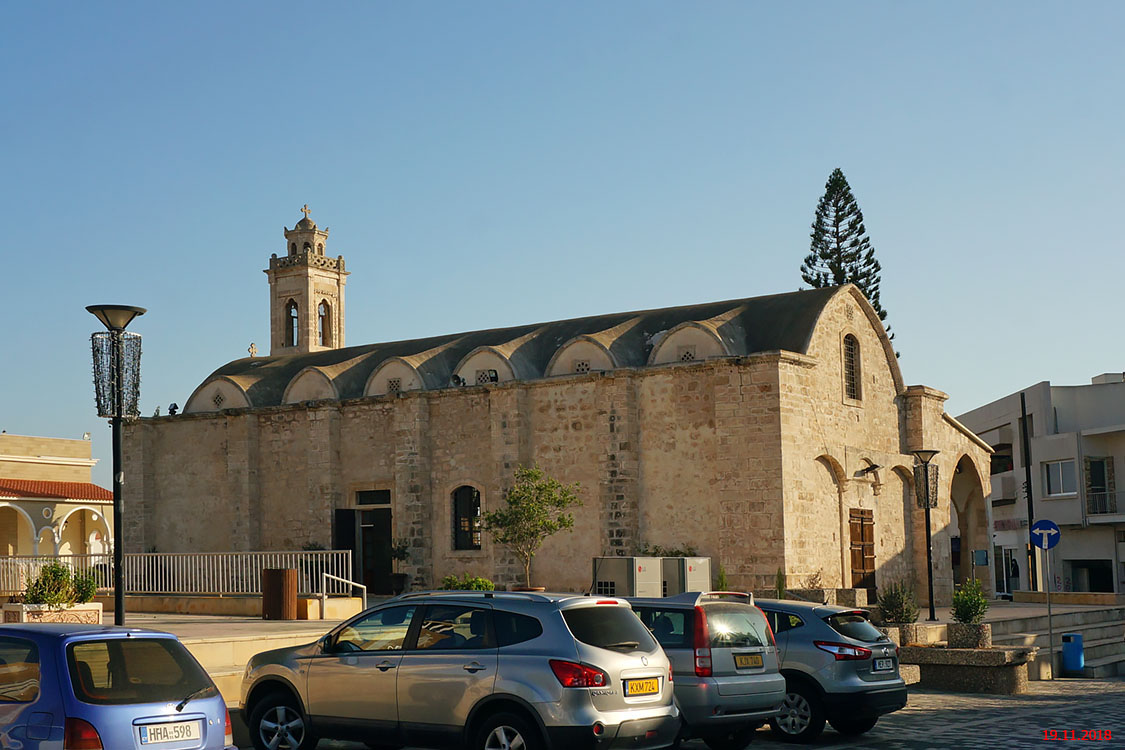 Паралимни. Церковь Георгия Победоносца (старая). фасады
