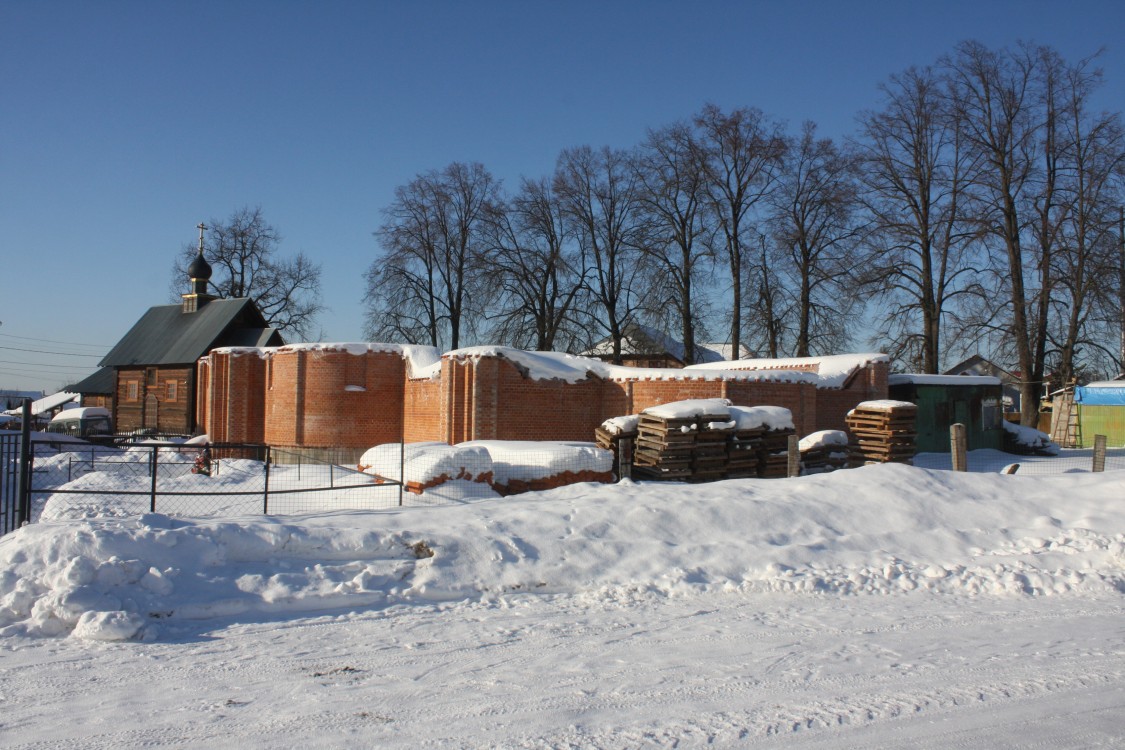 Церковь Иоанна Златоуста, Козино (Красногорский городской округ, Московская область). дополнительная информация, Вид на церковное место с востока.
