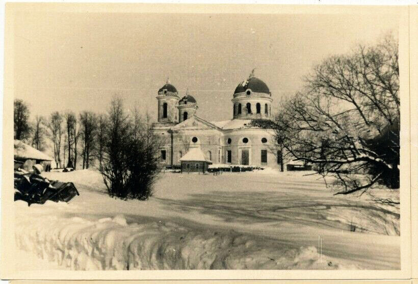 Церковь Рождества Пресвятой Богородицы, Самуйлово (Гагаринский район, Смоленская область). архивная фотография, Южный фасад. Фото 1941 г. с аукциона e-bay.de