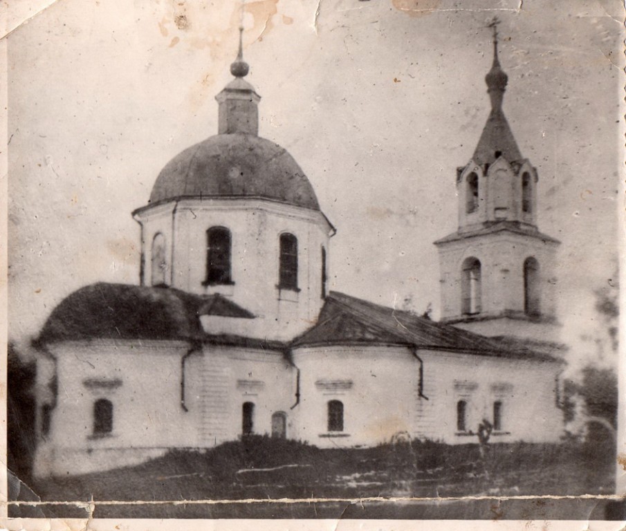 Смолино. Церковь Казанской иконы Божией Матери (старая). архивная фотография