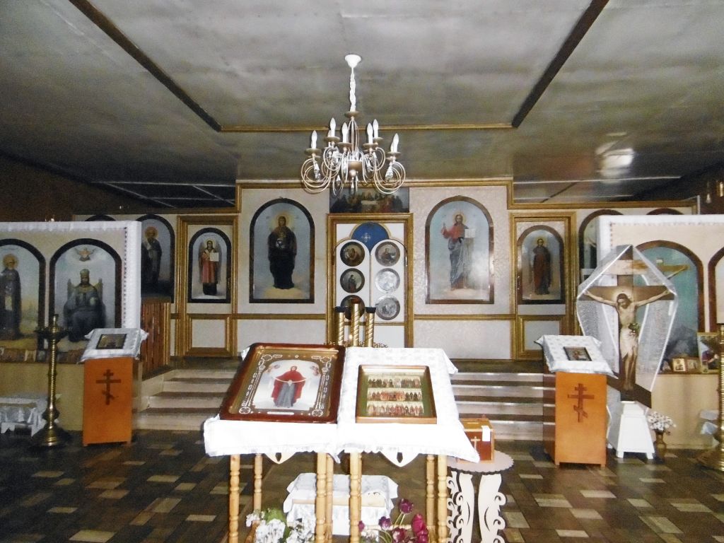 Церковь Покрова Пресвятой Богородицы, Тоцкое (Тоцкий район, Оренбургская область). интерьер и убранство, Иконостас церкви