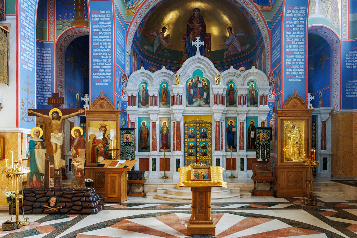 Константино-Еленинский монастырь. Церковь Похвалы Божией Матери, Ленинское (Выборгский район, Ленинградская область). интерьер и убранство