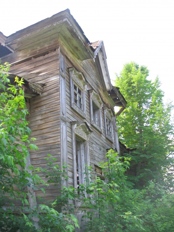 Церковь Рождества Пресвятой Богородицы, Старая Тушка (Малмыжский район, Кировская область). архитектурные детали, остатки декора стен
