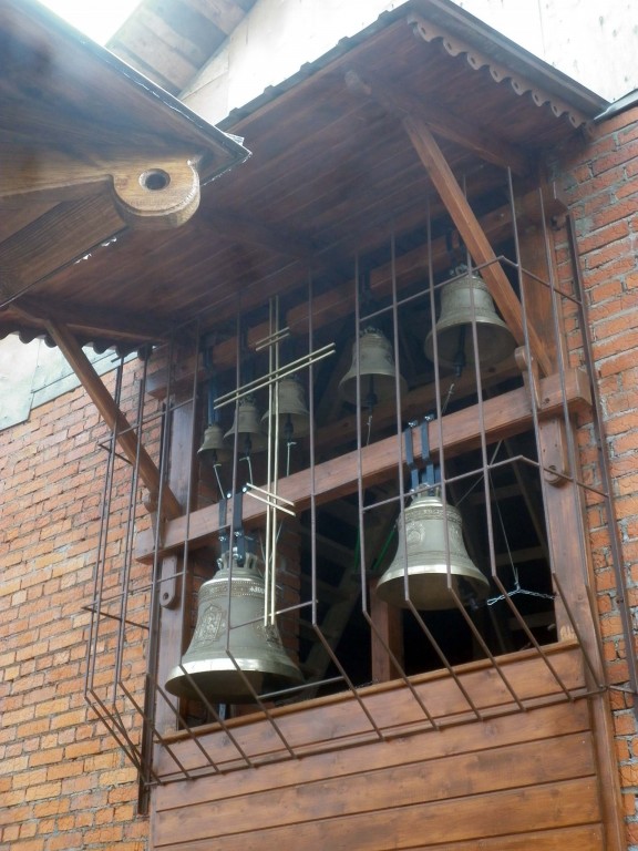 Церковь Серафима (Звездинского), Икша (Дмитровский городской округ, Московская область). архитектурные детали