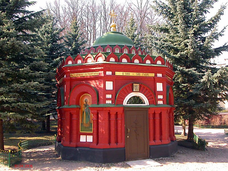 Успенский Псково-Печерский монастырь. Неизвестная часовня, Печоры (Печорский район, Псковская область). фасады