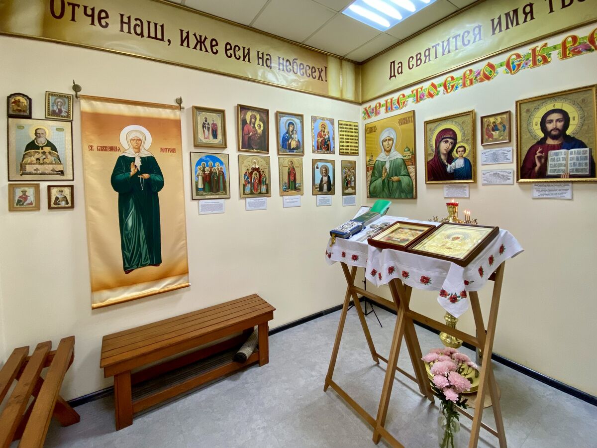 Часовня Матроны Московской, Новосибирск (Новосибирск, город, Новосибирская область). интерьер и убранство, Вид от входа