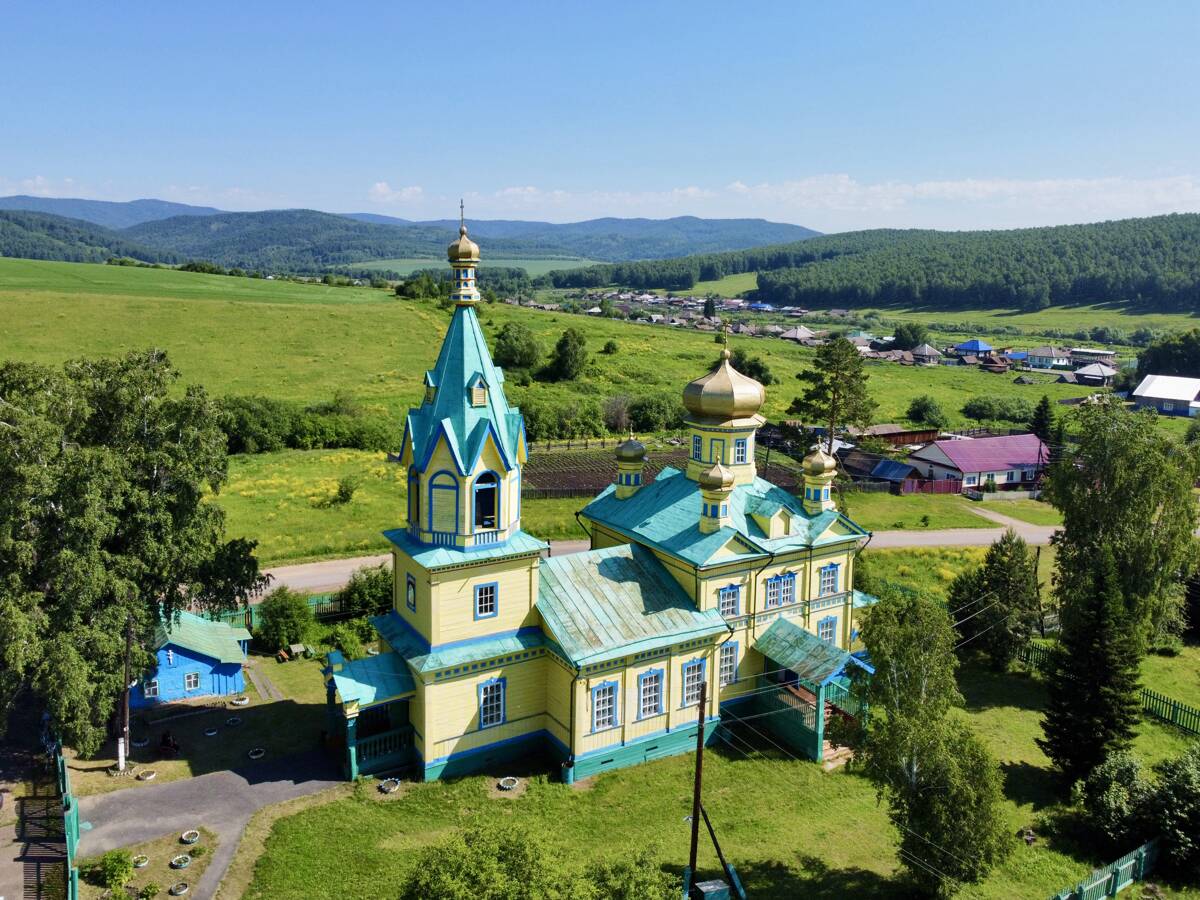 Церковь Михаила Архангела, Новоберёзовка (Идринский район, Красноярский край). фасады, Вид с ЮЗ