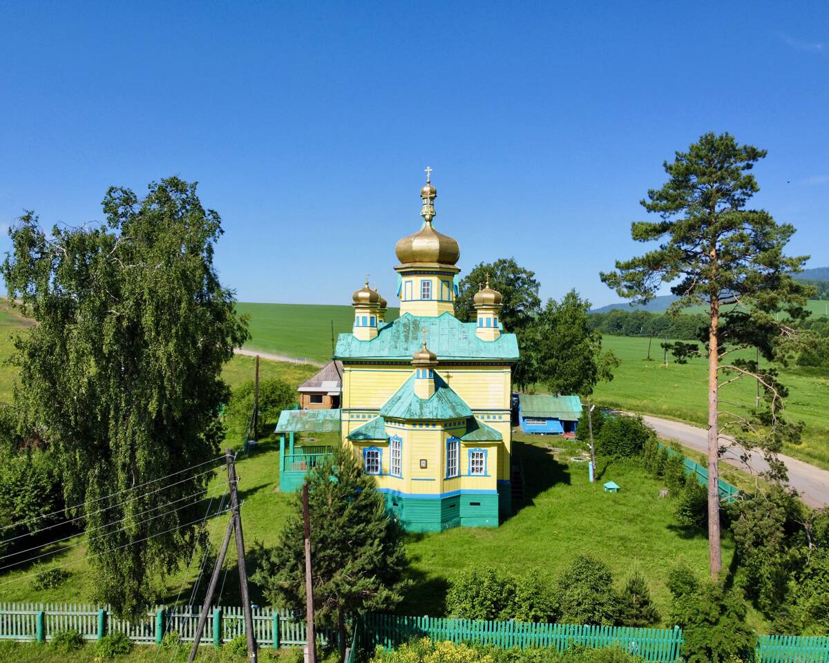 Церковь Михаила Архангела, Новоберёзовка (Идринский район, Красноярский край). фасады, Вид с востока