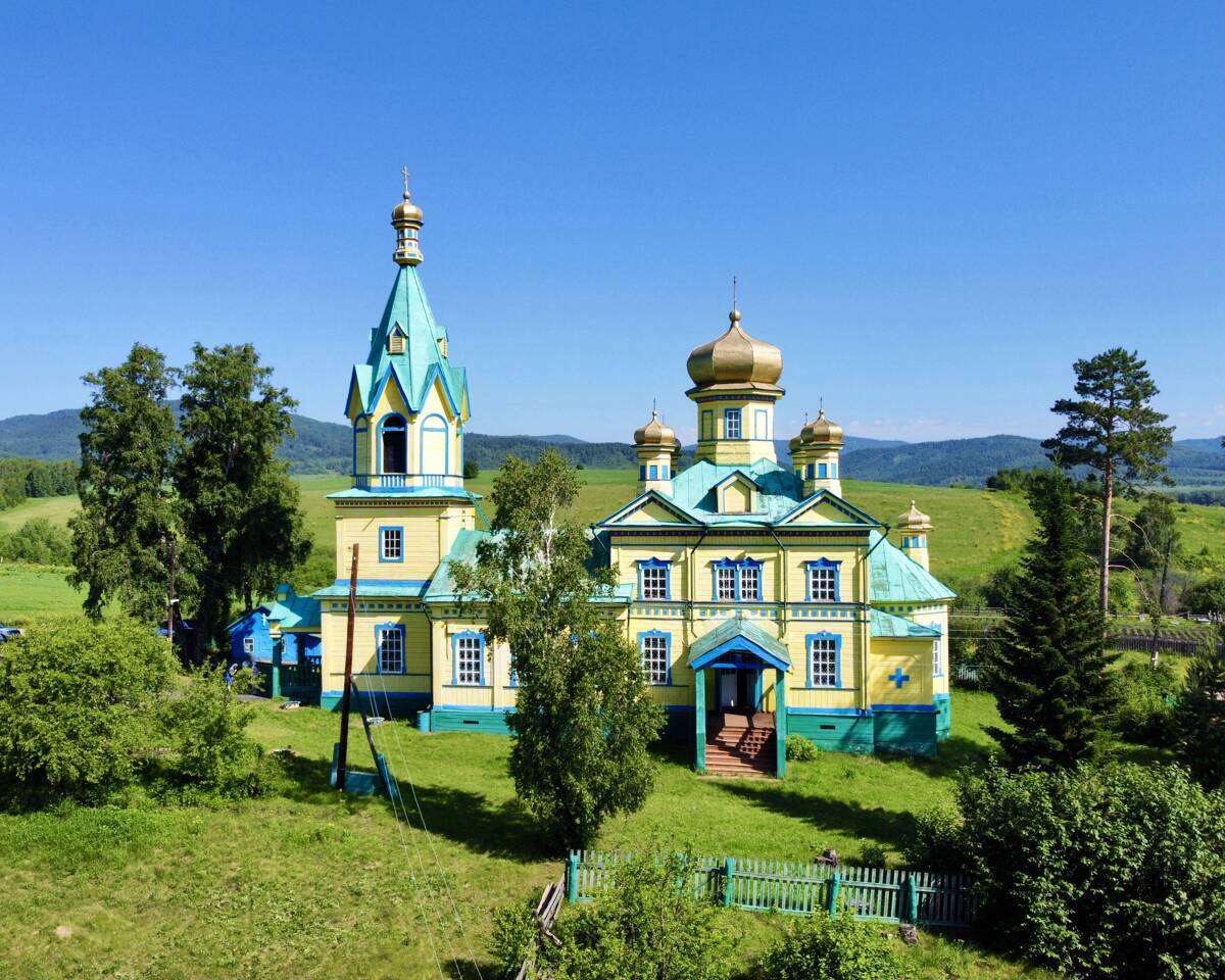 Церковь Михаила Архангела, Новоберёзовка (Идринский район, Красноярский край). фасады, Вид с юга