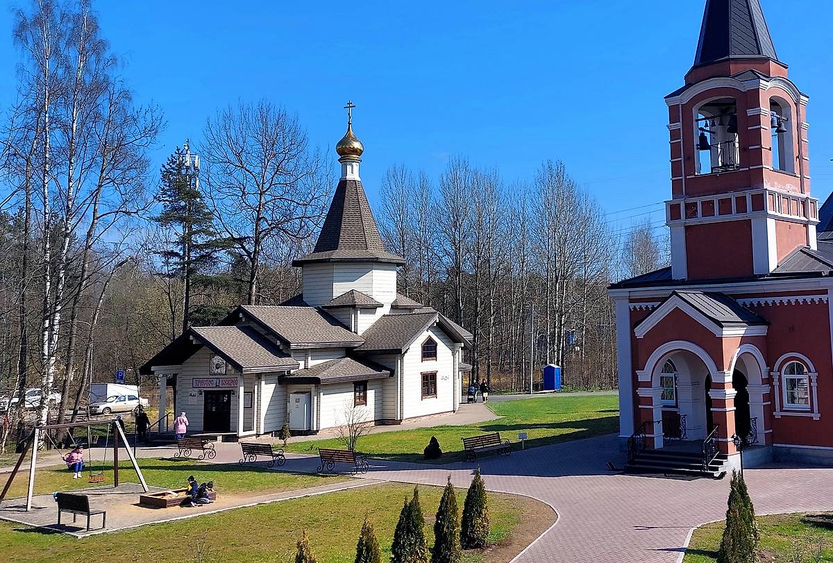 общий вид в ландшафте. Церковь иконы Божией Матери "Знамение" Курская-Коренная, Красногвардейский район (Санкт-Петербург, г. Санкт-Петербург)