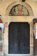 Михаило-Архангельский монастырь. Церковь Михаила Архангела, Вход.<br>, Монагри, Лимасол, Кипр