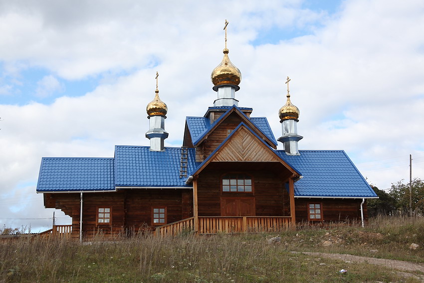 Петропавловка. Церковь Петра и Павла. фасады