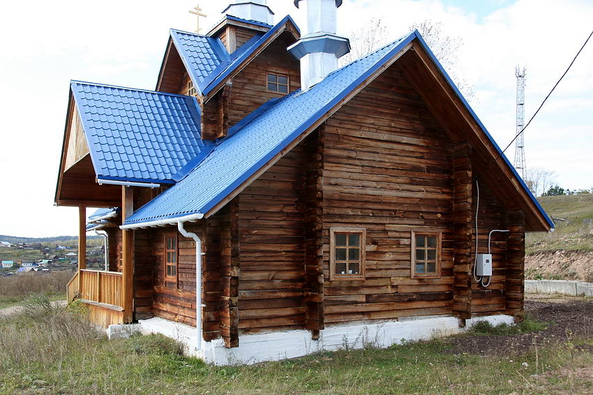 Петропавловка. Церковь Петра и Павла. фасады