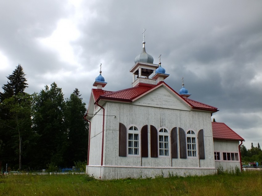 Октябрьский. Часовня Уара Мученика. фасады