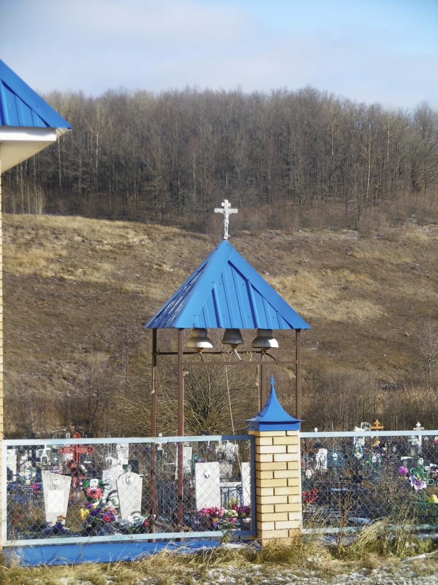 Неизвестная часовня, Кощаково (Пестречинский район, Республика Татарстан). дополнительная информация, Звонница у южного фасада часовни 