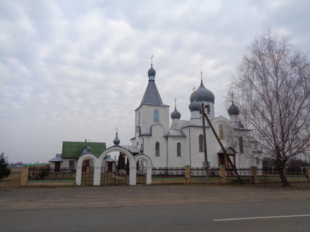 Церковь Рождества Христова, Бездеж (Дрогичинский район, Беларусь, Брестская область). фасады