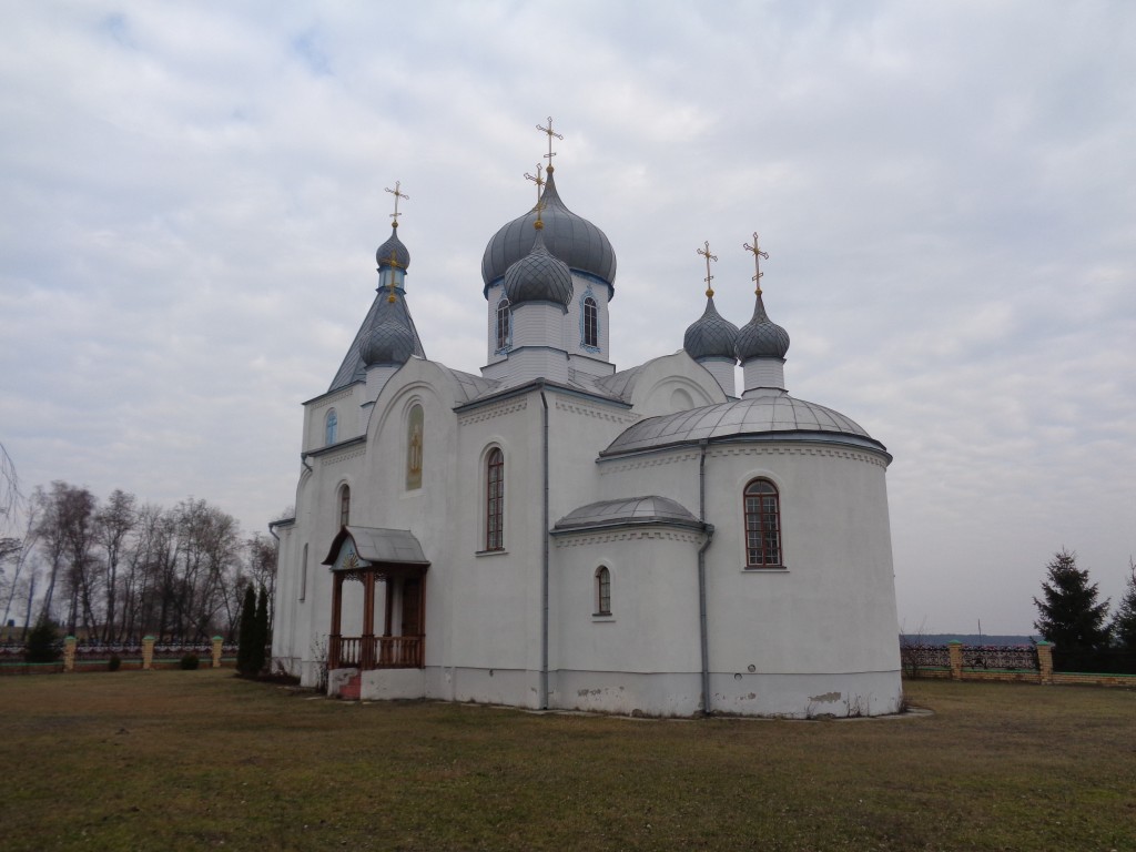 Церковь Рождества Христова, Бездеж (Дрогичинский район, Беларусь, Брестская область). фасады