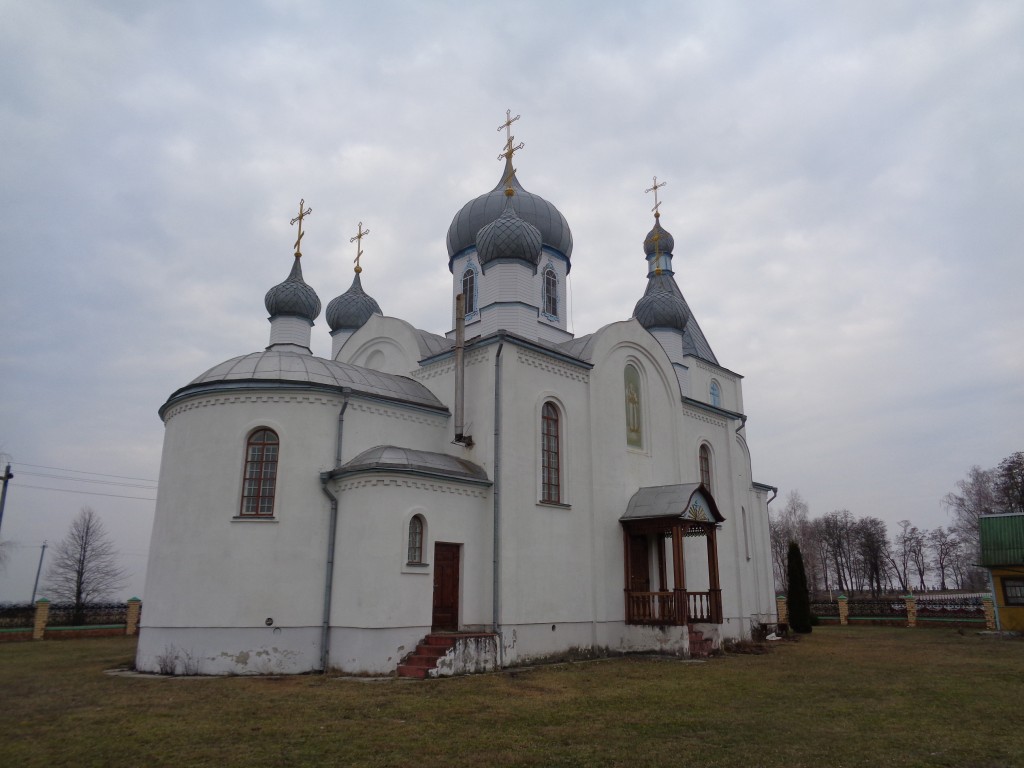 Церковь Рождества Христова, Бездеж (Дрогичинский район, Беларусь, Брестская область). фасады
